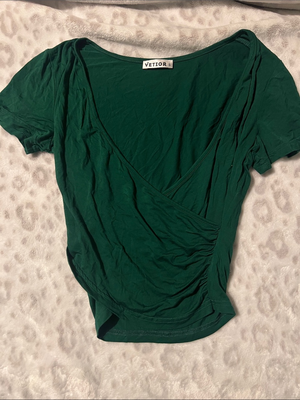 Amazon Green Vétior Short Sleeve Wrap Crop Top